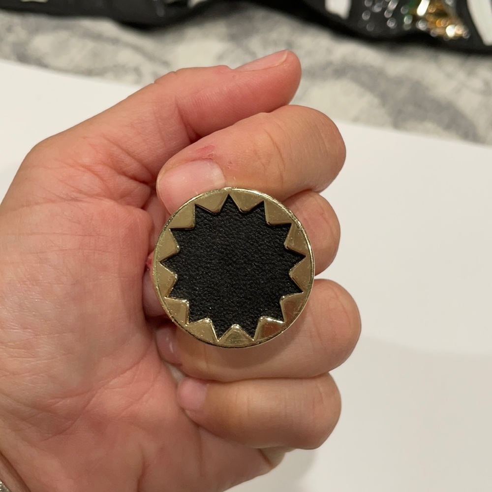 House of Harlow ring